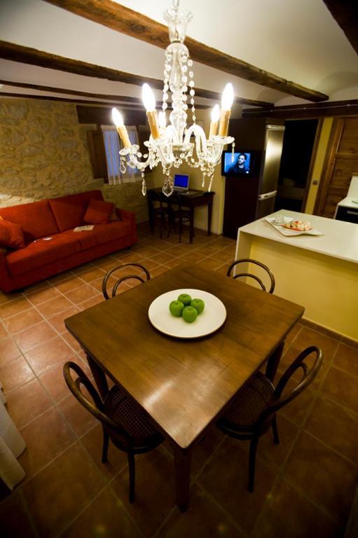 Apartamentos Doña Candida Valderrobres Ruang foto