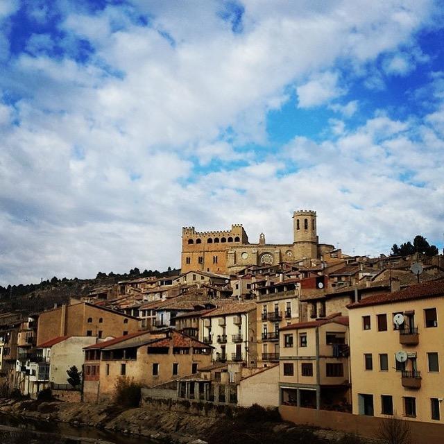 Apartamentos Doña Candida Valderrobres Bagian luar foto